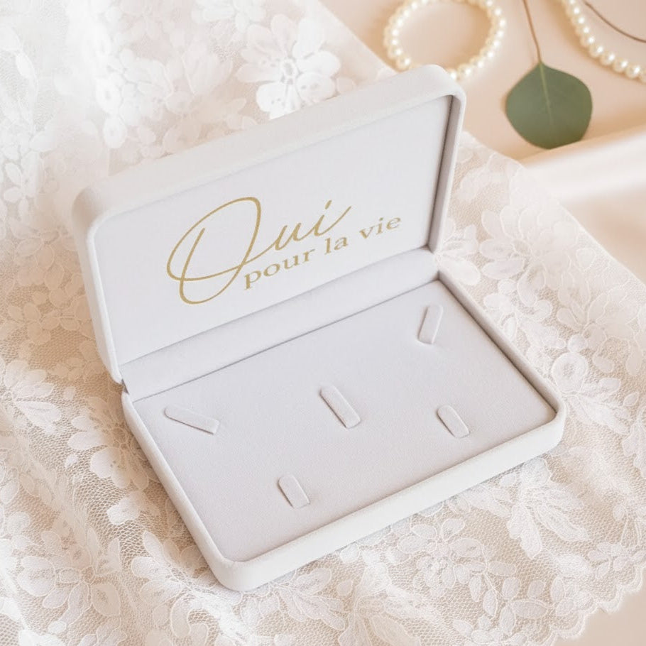Boîte à bijoux en flanelle personnalisée – Coffret élégant pour mariage & cadeaux